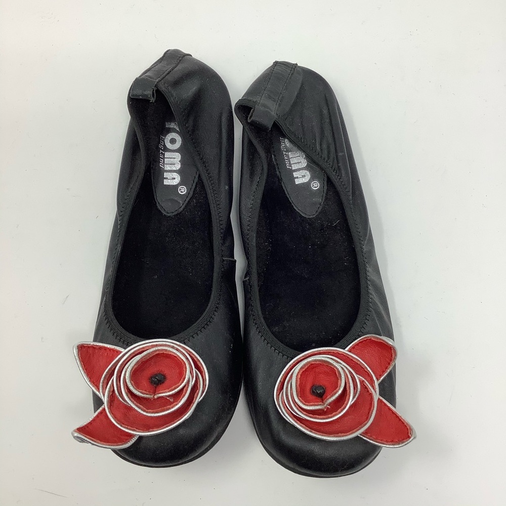 YOMA black leather flats size 37